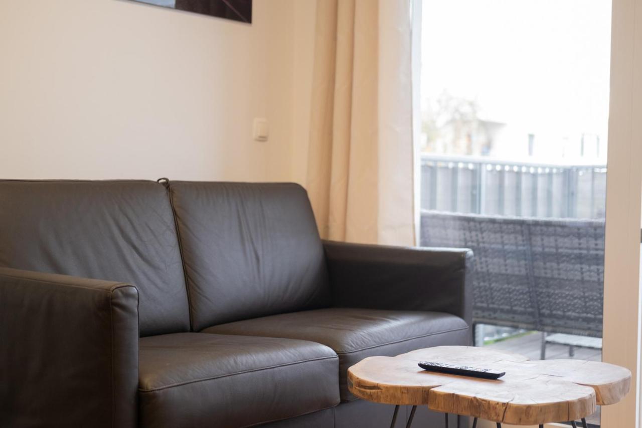 Modern Apartment W/ Cozy Balcony Near City Center Виена Екстериор снимка