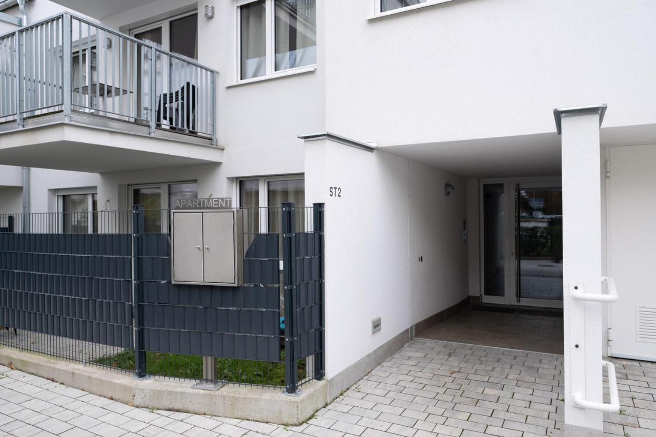 Modern Apartment W/ Cozy Balcony Near City Center Виена Екстериор снимка